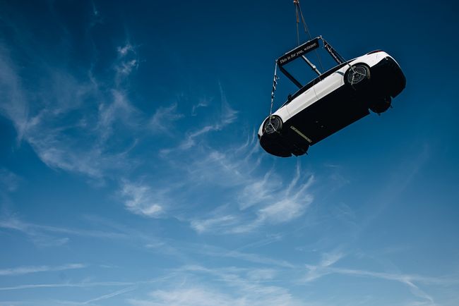 他在接受采 他在接受采