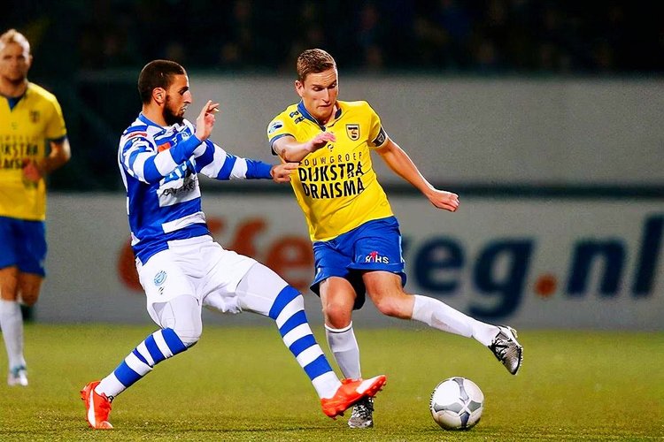 年轻球员必 年轻球员必