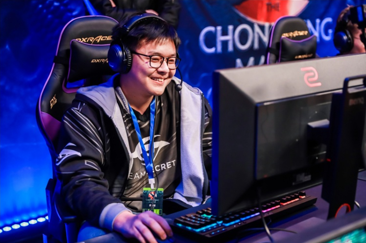 取得微小而 取得微小而