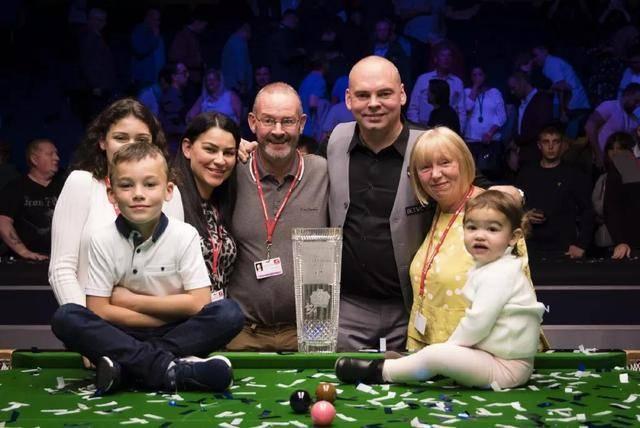 游戏行业近几年的裁员浪潮，可能源自于投资过剩？